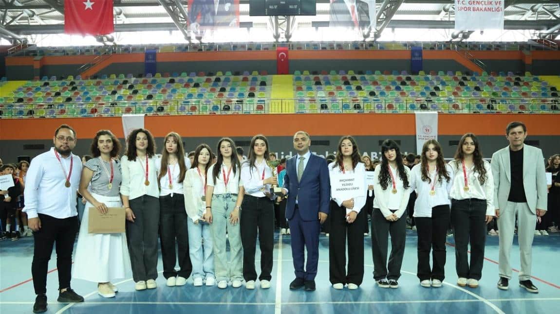 Okul Sporları 2. Dönem Toplu Ödül Töreni